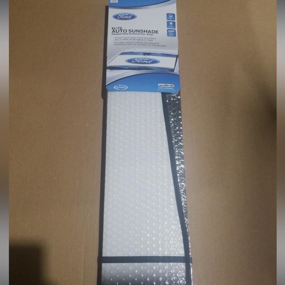 Plasticolor Ford Logo Foldable Ultra Durable Front Windshield Sunshade Cover